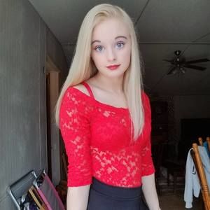 Meet your Posher, Casey